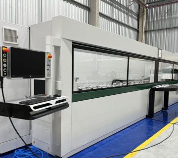 إيطاليCNC ماكينه – Axis 4 9 م